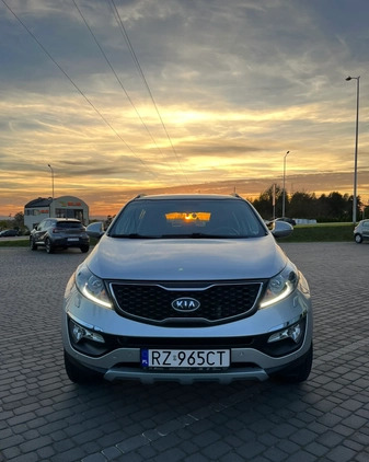 Kia Sportage cena 49900 przebieg: 198583, rok produkcji 2013 z Rzeszów małe 137